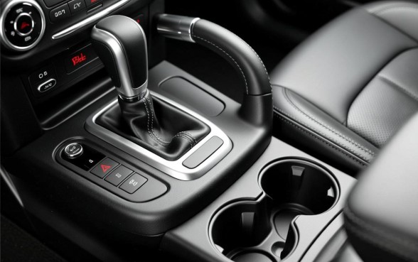 牧马人档杆下边的小口子是什么